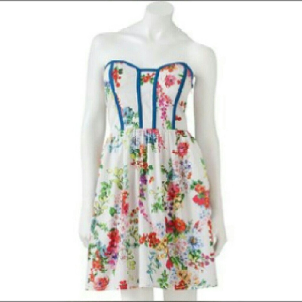 Kandy Kiss Floral Strapless Dress